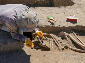 İlk Arkeolojik Kazı Nerede Yapılmıştır?