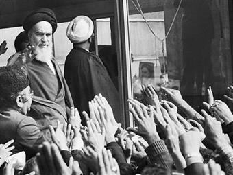 İran Devrimi Ne Zaman Yapılmıştır? Kim Yapmıştır?